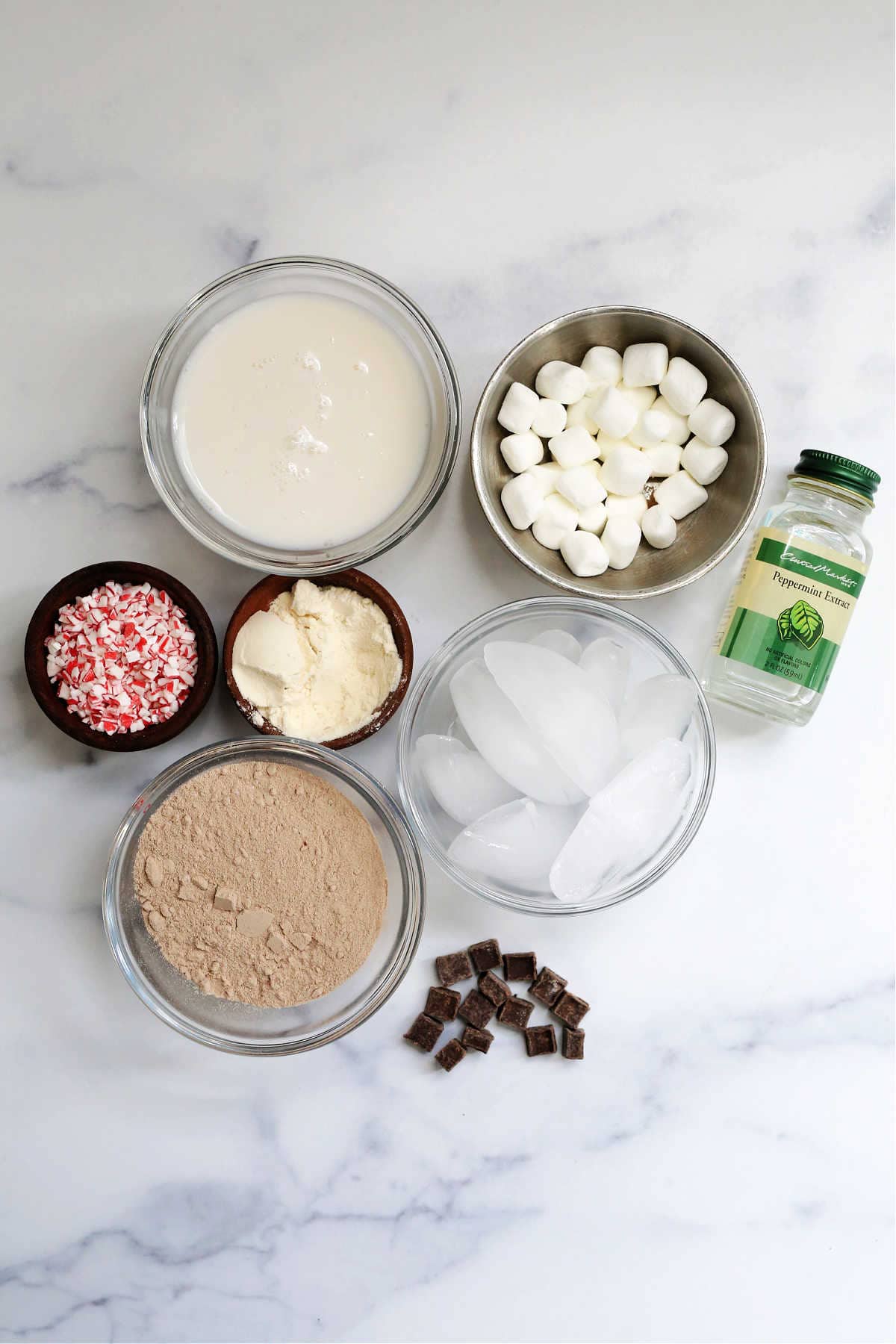 ingredients to make a Christmas frozen peppermint hot chocolate smoothie