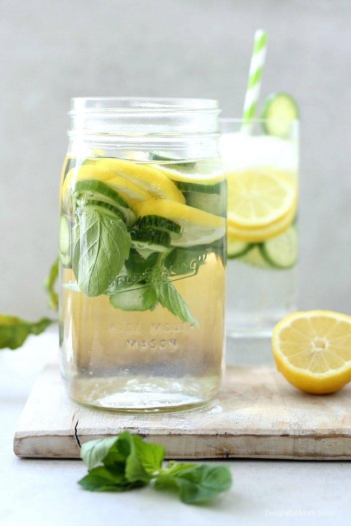 Lemon Cucumber Mint Water aids to detox the body, prevent kidney stones, enhance hydration, has anticancer properties, and supports healthy weight loss. #detox #water #lemon #cucumber #mint #recipe #healthy | recipe at delightfulmomfood.com