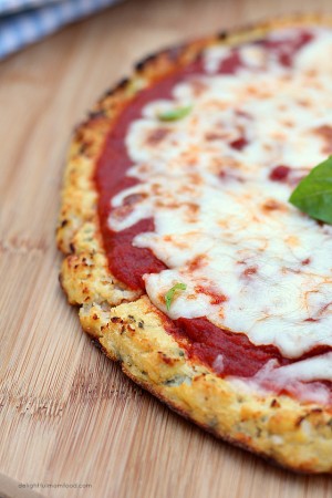 The Perfect Cauliflower Pizza Crust | Delightful Mom Food