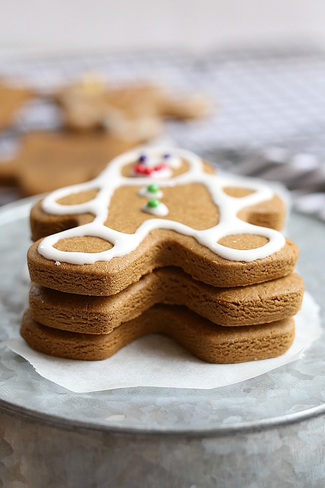 vegan gingerbread cookies (gluten free)