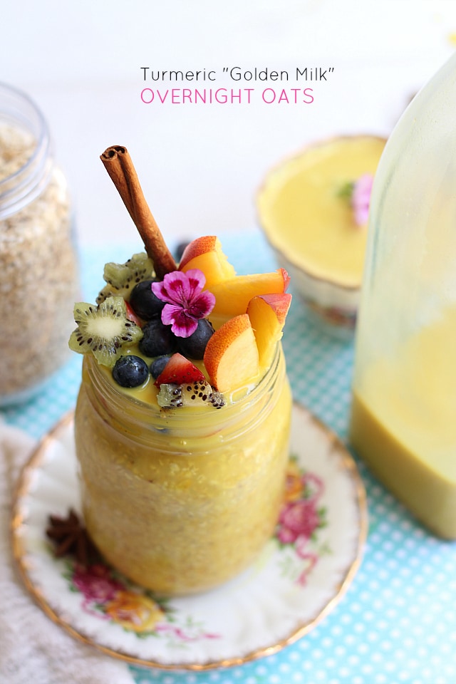 Overnight oats with turmeric