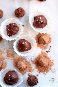 Healthy chocolate truffles recipe