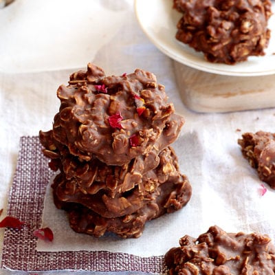 Healthy Chocolate Peanut Butter Oatmeal No Bake Cookies