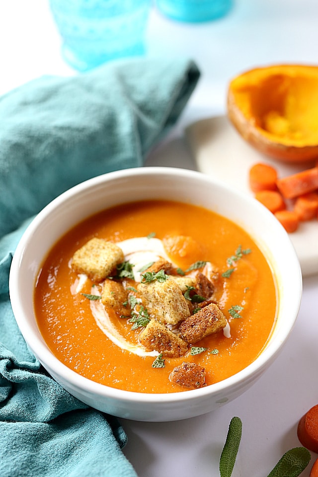 healthy carrot and butternut squash soup