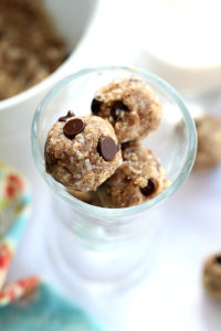 No baking required for these chocolate chip cookie dough balls! Simply melt, mix, chill and roll the little energy bites into the most flavorful guilt-free treats! Made with natural whole grain ingredients!