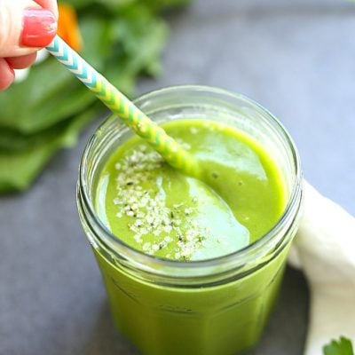 The BEST Green Smoothie Recipe! A healthy and easy green smoothie made with spinach, parsley, mango and pineapple. This green smoothie recipe can be turned into a smoothie bowl too. It hydrates, energizes, is delicious and has the option for adding supplements for more nutrition! #greensmoothierecipe #drink #beverage #smoothie #breakfast #healthy #easy #best #green #smoothie #glutenfree #vegan #mango #spinach | Delightful Mom Food
