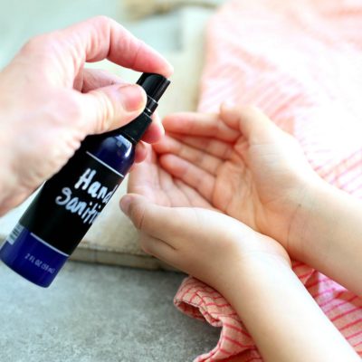 Easily make hand sanitizer at home with 3 simple ingredients! This homemade hand sanitizer recipe uses alcohol, aloe, and essential oils with the perfect ratio to sanitize without extra chemicals and fussy ingredients. Perfect when need some in a jiffy! #diy #homemade #recipe #handsanitzer #howtomake #recipeforhandsanitizer #handsanitizerspray | Recipe at Delightful Mom Food