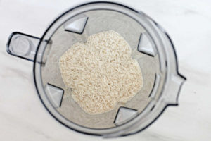 rice in a blender to turn into flour