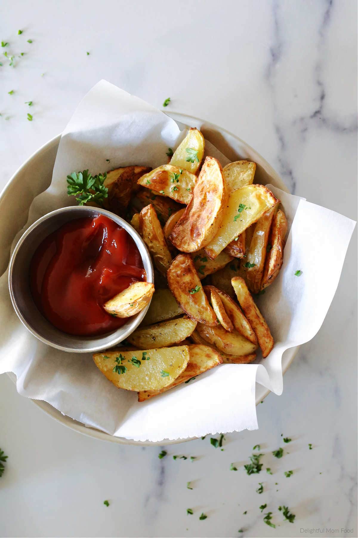 easy healthy air fried potato wedges
