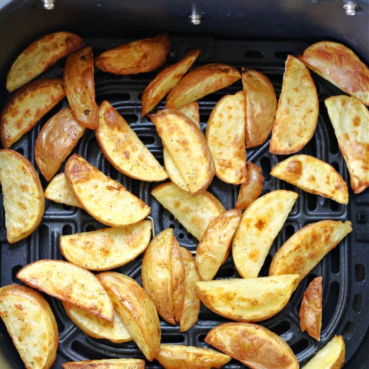 Air Fryer Potato Wedges Recipe - Delightful Mom Food