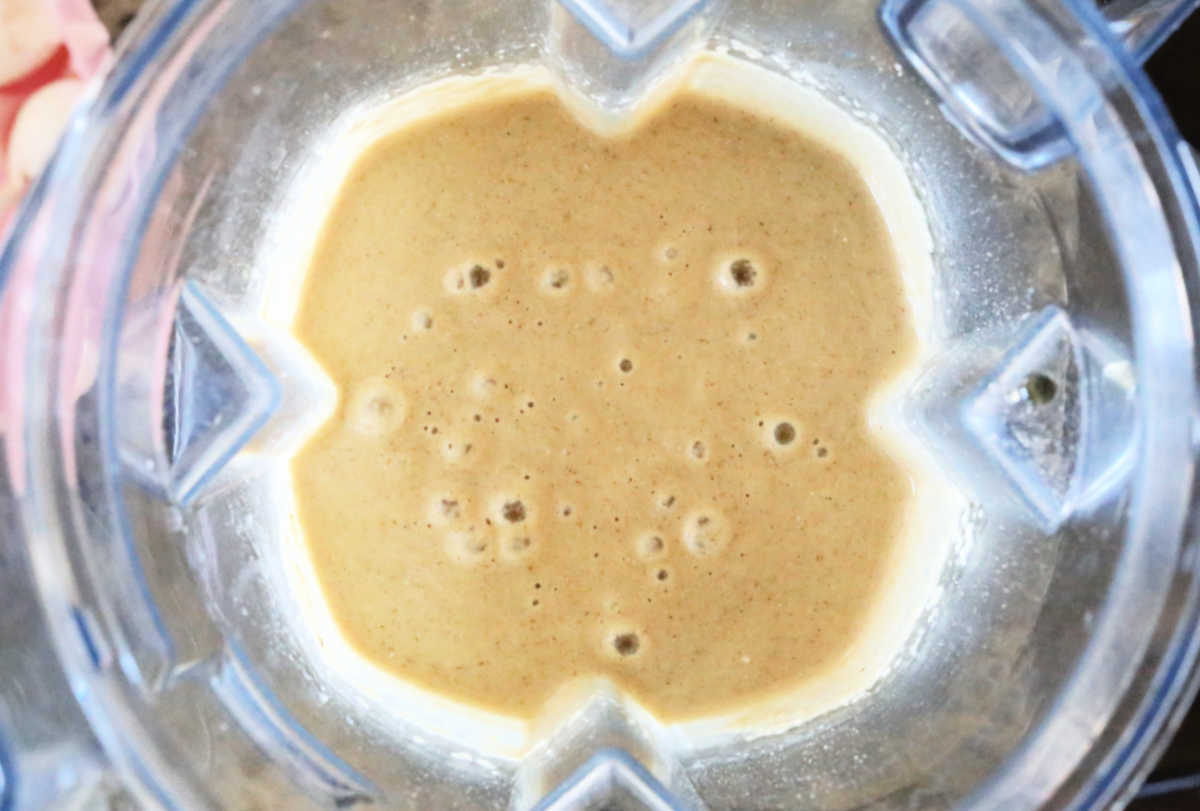 Smooth blended baked oats batter in the blender.