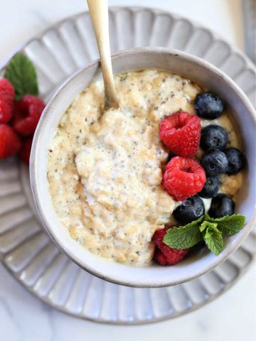 high protein oatmeal with raspberries and blueberries