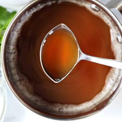 10 Health Benefits of Bone Broth (Anyone for a Healthy Gut!)