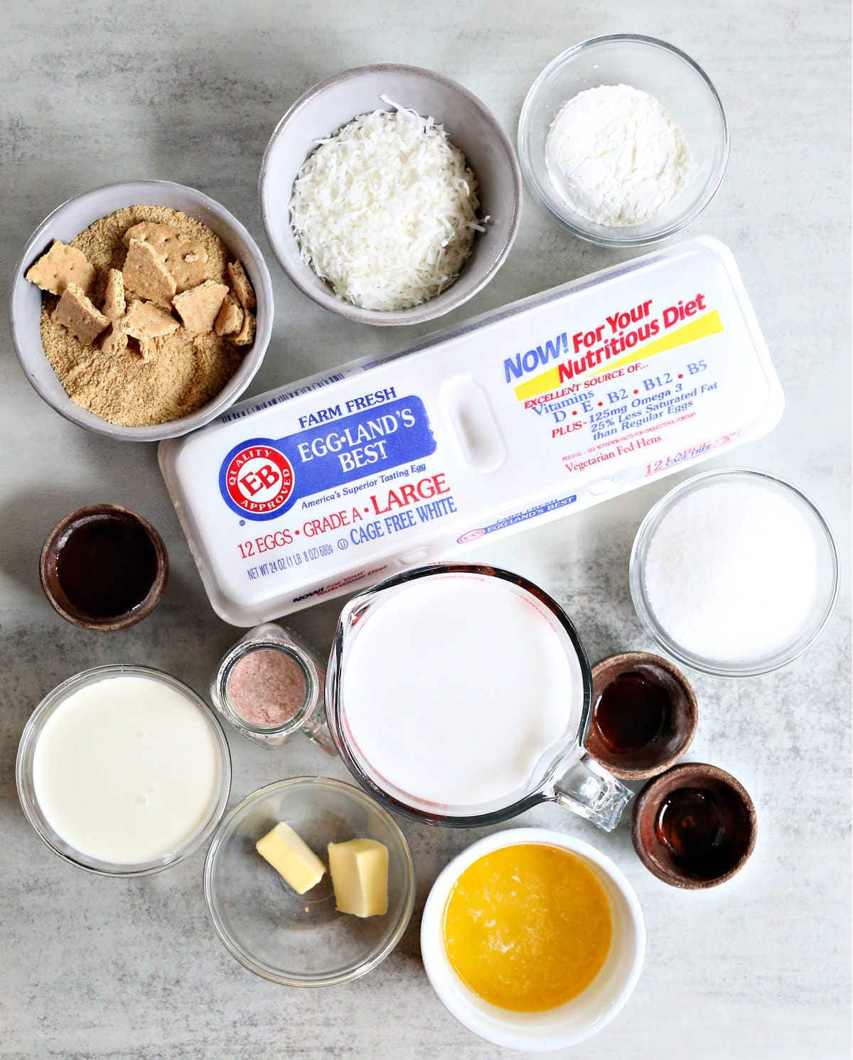 Ingredients for Cream Pie Recipe with Coconut Milk.