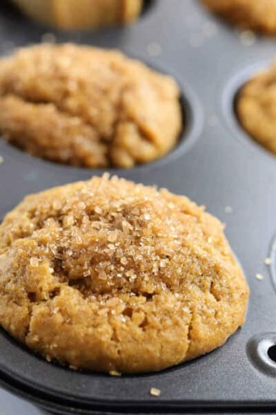 Healthy apple muffins recipe.