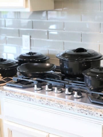 Pure ceramic cookware set in a kitchen by Xtrema.